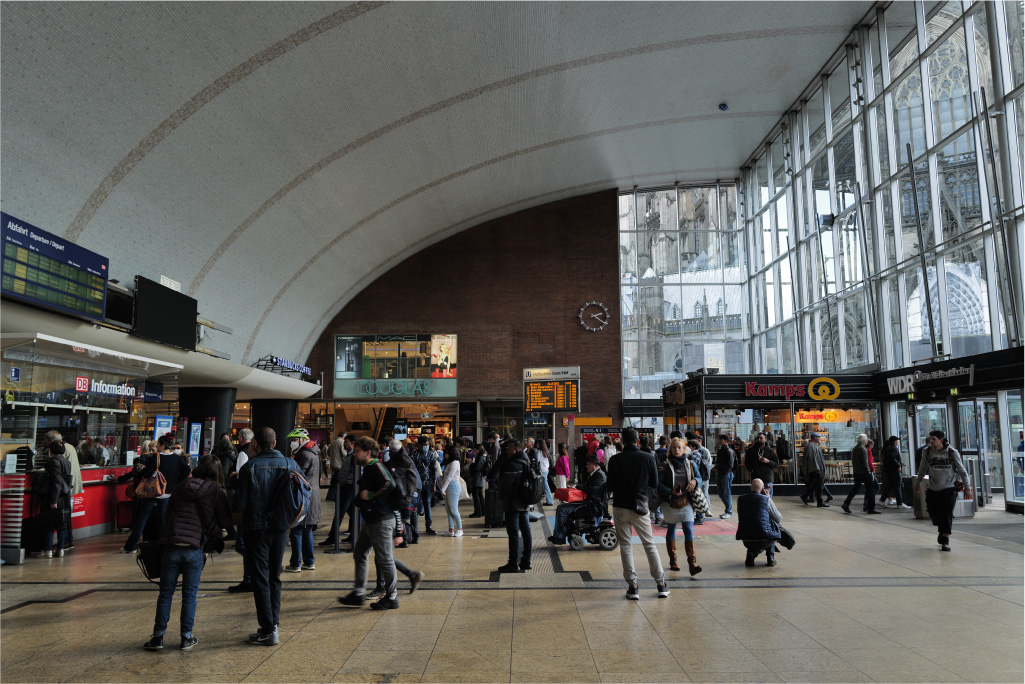 Der Passagier - Köln - Bahnhofshalle